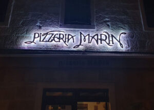 3D svjetleca slova _ PIZZERIA MARIN _ Studio GOST